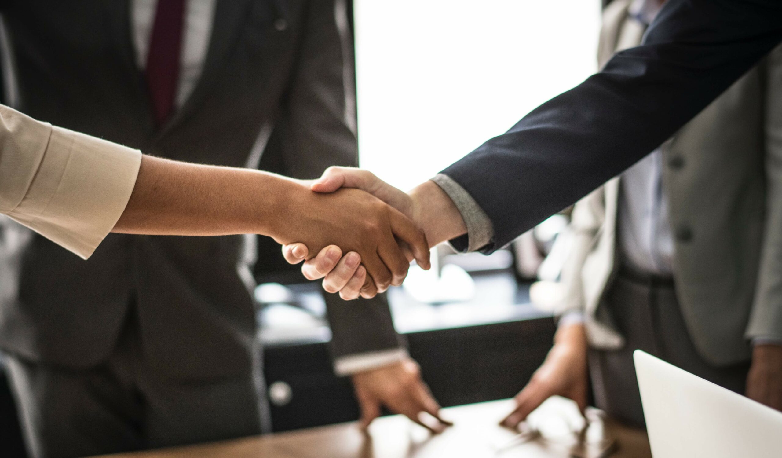 EMPRESAS OBTENDRÁN BENEFICIOS POR CONTRATAR PERSONAS DE 30 A 45 AÑOS DESEMPLEADAS.